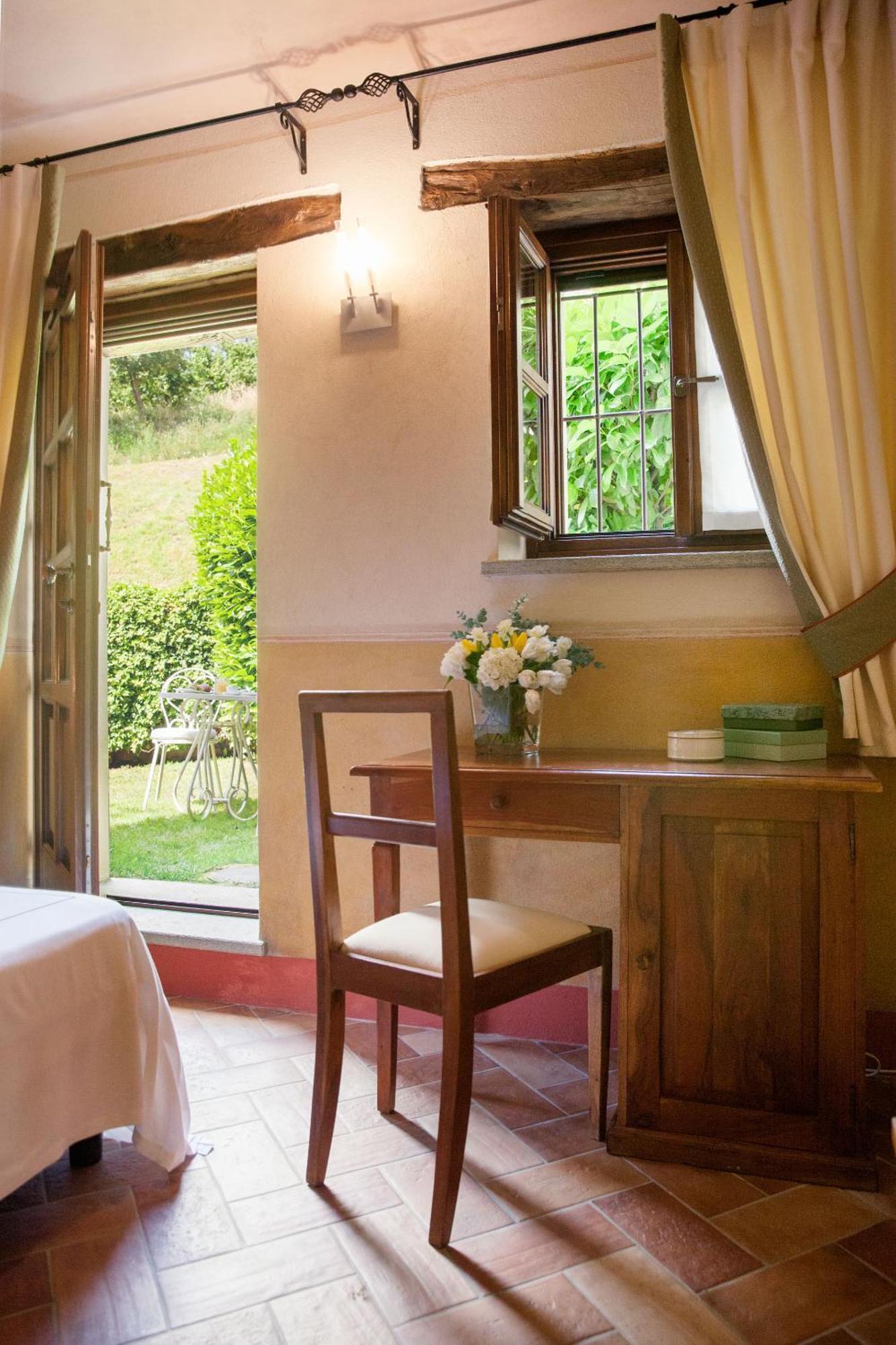 Relais Montemarino Hotel Borgomale Exterior foto